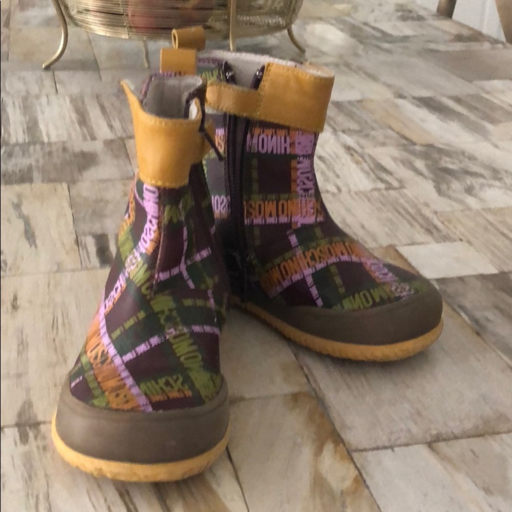 Moschino boots